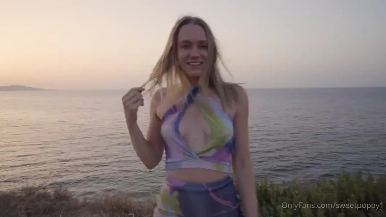 Sunset tanned tigts video shot at sunset in my cute outfit with tanned 