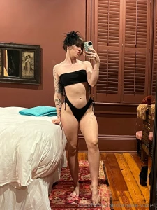 I really do look that good in a bikini part 1