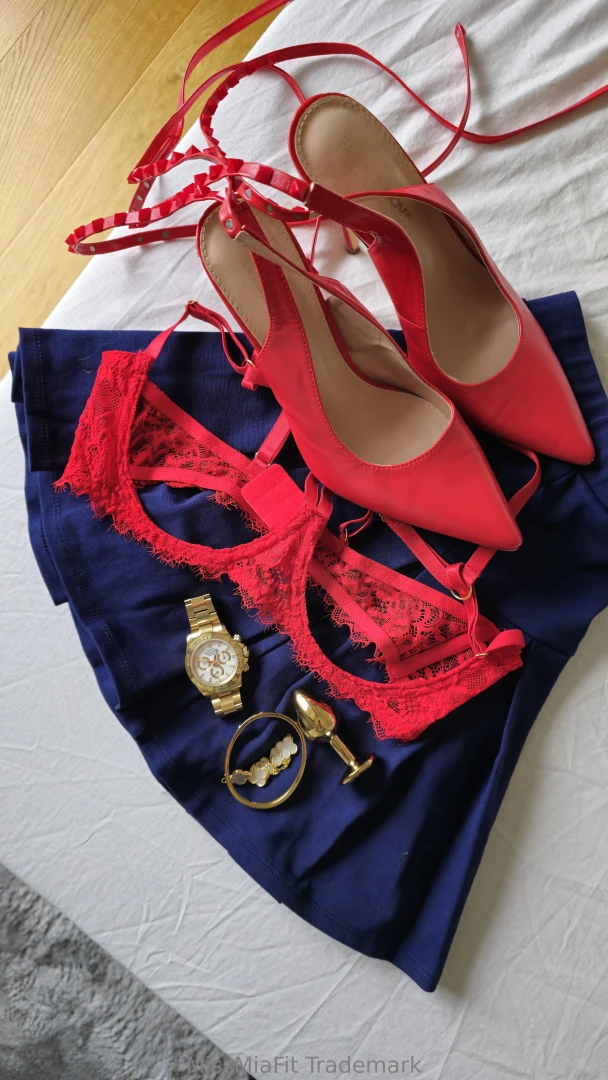 Today s attire for tomorrow s ppv video release - buttplug matches the 