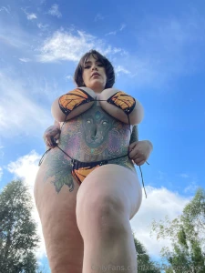 I bet you d rather see me naked come dm me for nudes at https onlyfans