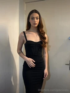 Feeling like my little black dress is very 90s posh spice also feeling