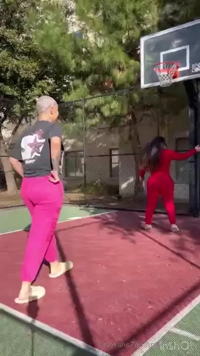 Destini and i played a game of horse i can t believe she did what she 