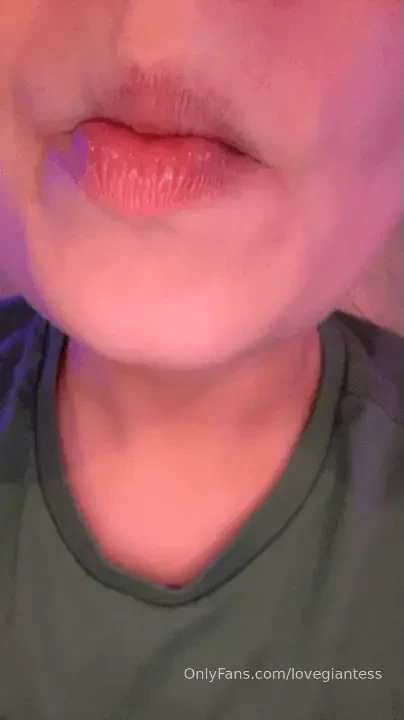 Should i do more gummy content tip for yes skip for no 