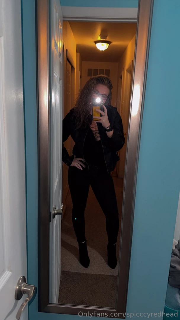 Spicccyredhead 