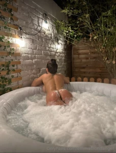 Smiley queen kirasin1 is for playing dirty truth or dare would you part 22