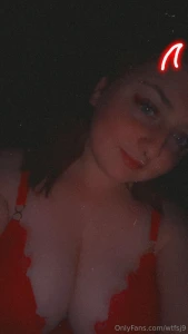 A rare photo of my face