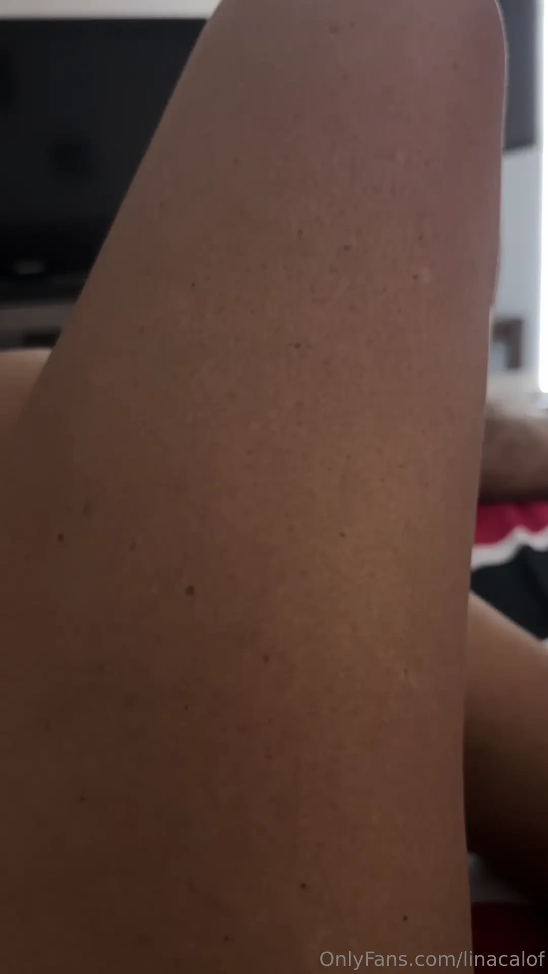 Me encantan los masajes m s si son con la lengua y entre las piernas 