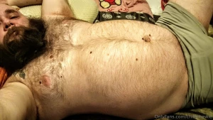 Ngl i spend the majority od sunday in bed i m such a lazy bear part 1