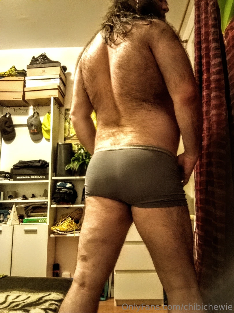 I m still alive just lot of work these days 