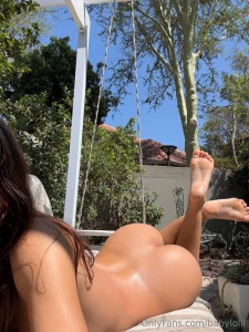 Cheeky pic for you guys cause i m happy today lauren