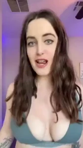 Eyes on me you won t regret it