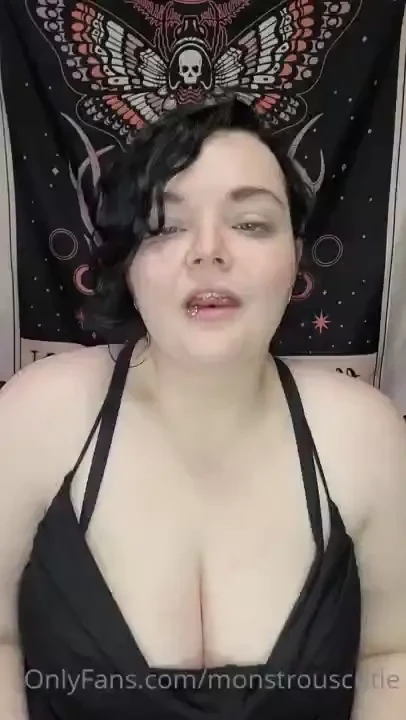 Come here daddy i want to show off my ahegao for you custom request 