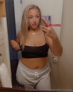 Pay amp swipe to see me take it off