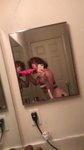 Watch me fuck myself with my new toy message me for details