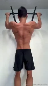 10 reps for santa my christmas tree my back merrychristmas i did 10