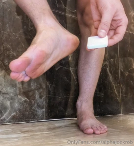 From the archive wash my feet