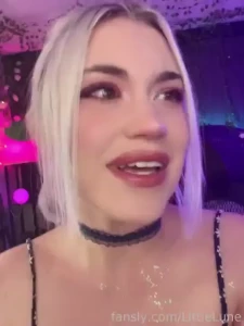 Going live on twitch come hang https www twitch tv littlelunargirlof