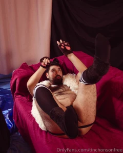 This kitty loves having his holes full can you fill him up the new