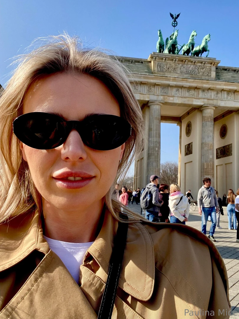 Hello berlin 