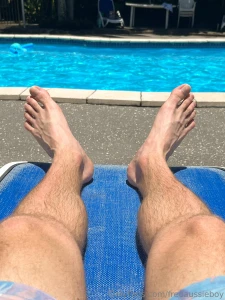 Wet and veiny aussie tops waiting for you to lick them clean