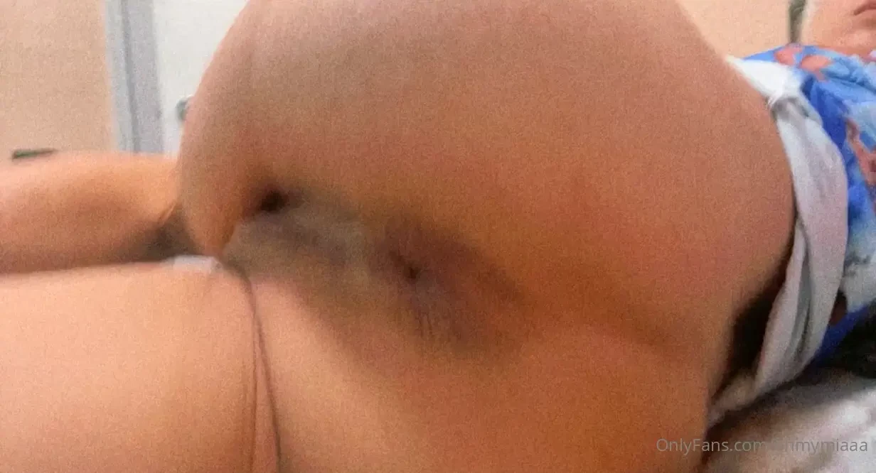 Dm me for custom content also my snap amp or twitter 