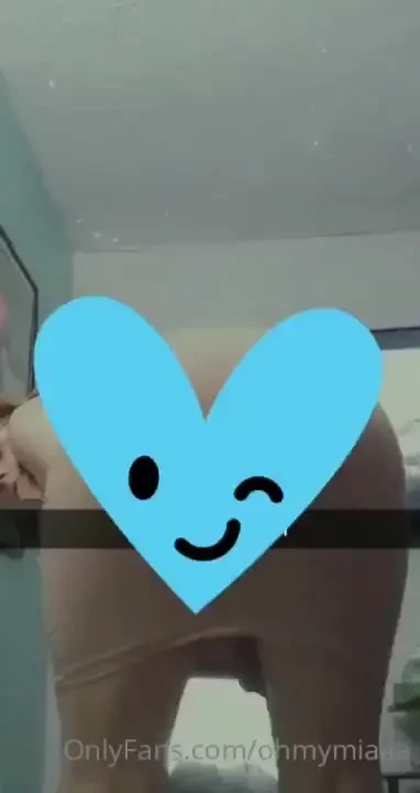 Good afternoon message me for custom content doing amazing deals today 