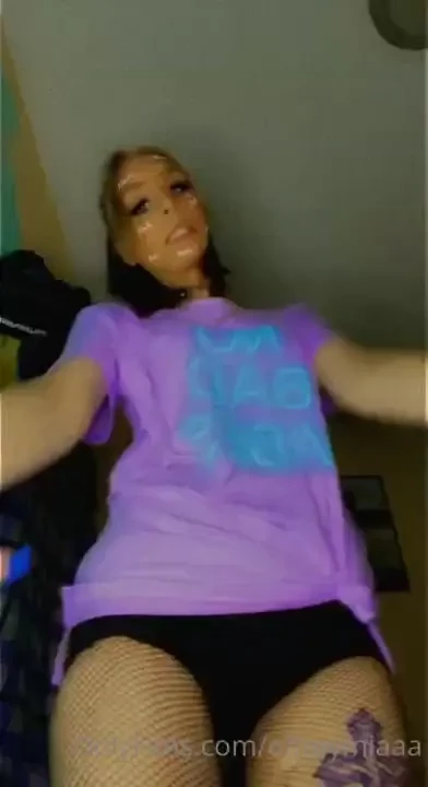 Me being goofy i d rather be naked 