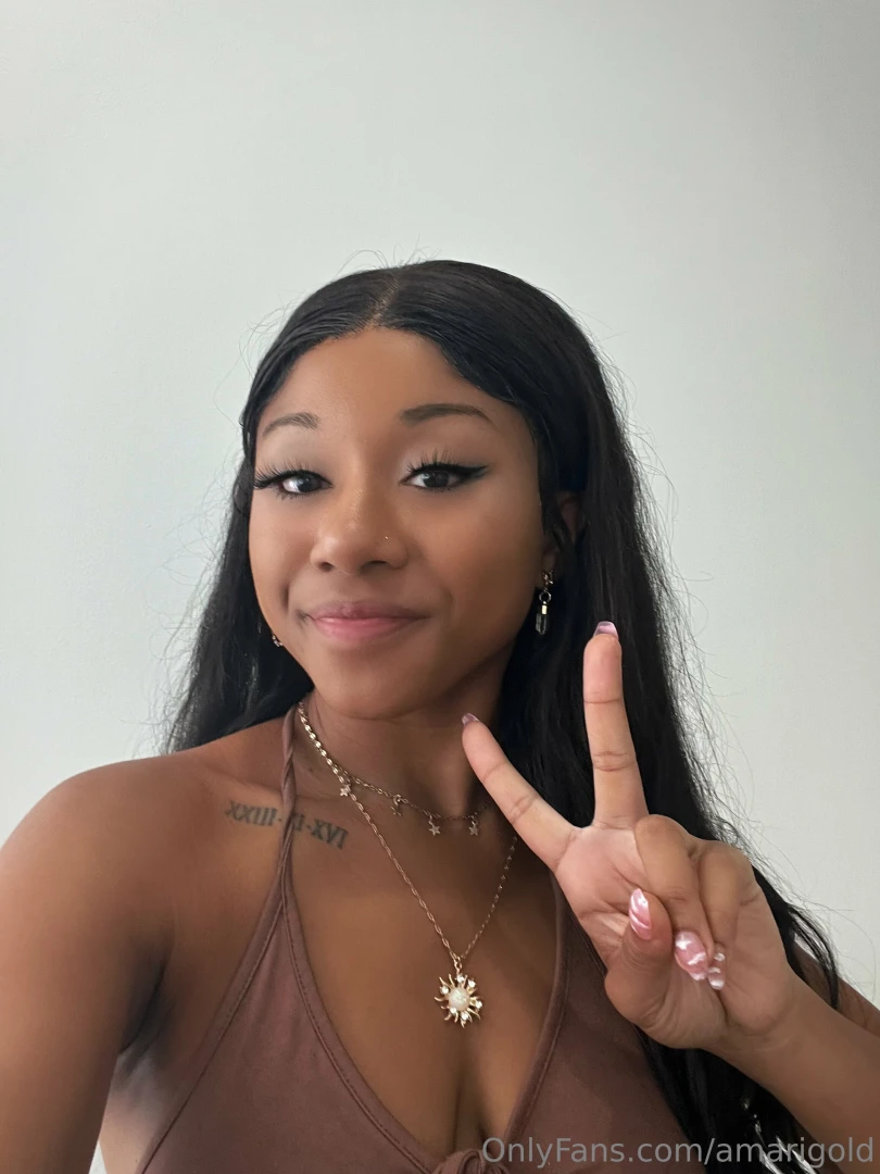 I m bored tell me a secret 