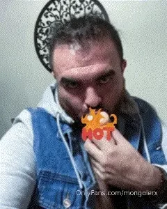 Today i m very playful i found a toy that you will love to see how i