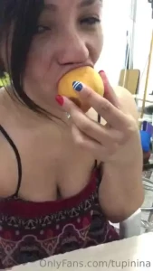 You should always eat one fruit a day which fruit do you like write me