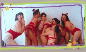 Slutty christmas with my friends nenatrampa14 sophierouse