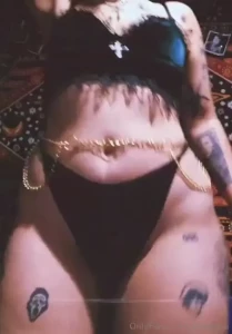 Message me meow and i ll send you a pic from what i m shooting right