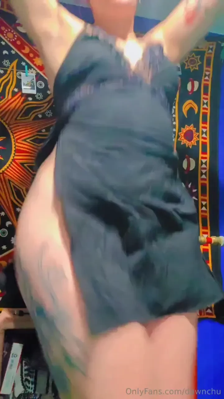 Just some dancing around videos where my ass clapping is loud as fuck part 1 