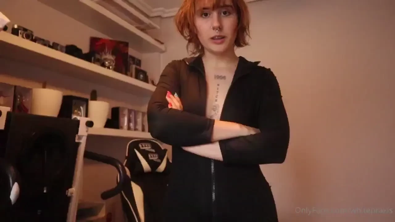 Roleplay pov tu novia te espera para cenar llegas tarde y te da tu 