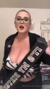 Check ya messages part 2