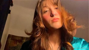 Greeeeeen with envy come take me tonight and use me to fulfill ur