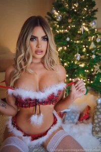 Merry christmas babes i think you should go check your inbox don t you