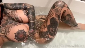I need some help here drinking champagne in the bath while i m naked