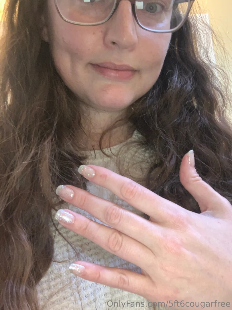 Hi happy new year amp check out my new content 5ft6cougar part 2 