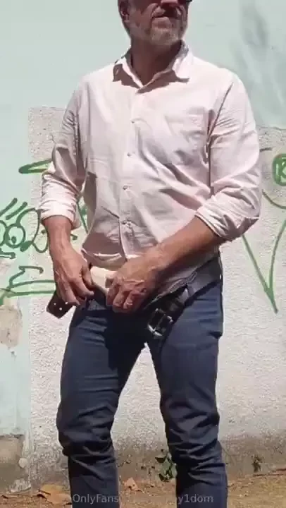 Come see how excited i get on the street 