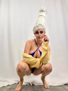 Are your eyes focused on me