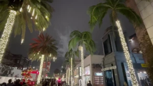 newmantv - Beverly hills rodeo drive fireworks happy holidays amp merry christmas 