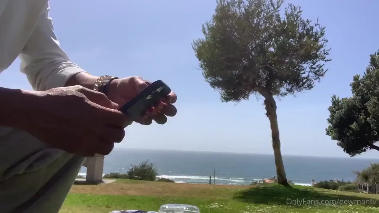 Man live virtualmeditation experience 