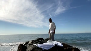 newmantv - Just close your eyes amp listen live beach meditation experience 