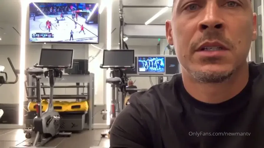 Pilates amp chill - live with pilatespapi 