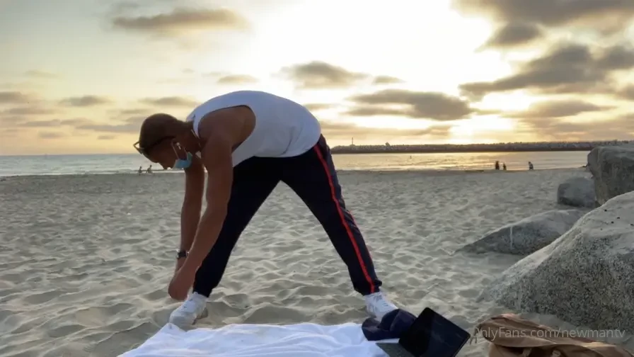 Man live meditation practice 