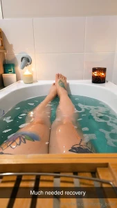 Naughty bathtime i strip off start using my dildo in the bath then my