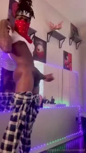 Editing my christmas videos got me horny asf had to bust a fat one