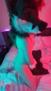This little eager for is ready for you and shaking their booty in