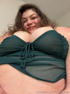 Imagine unwrapping me under the christmas tree part 1